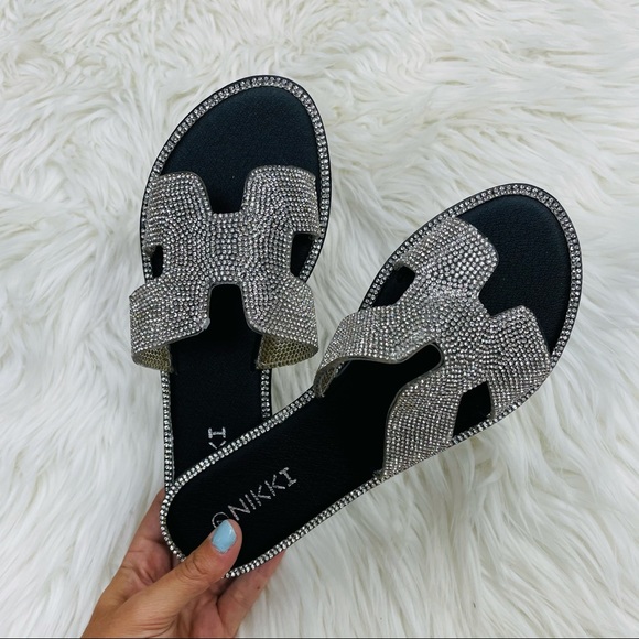 Black rhinestoned sandal - Picture 4 of 6